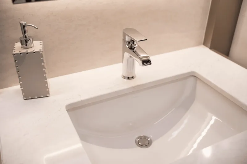 Slide: The Image of Ocean Alexander 35R 2026 - 6051284