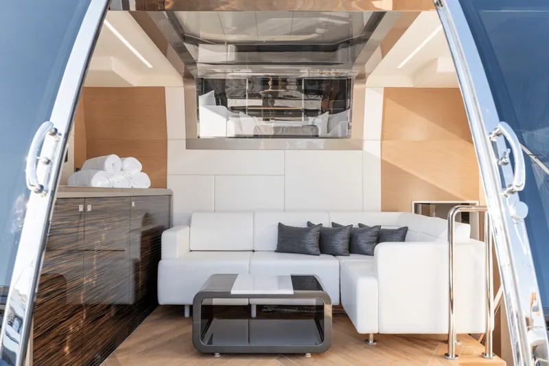 Slide: The Image of Ocean Alexander 35R 2026 - 6051302