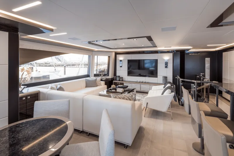 Slide: The Image of Ocean Alexander 35R 2026 - 6051310