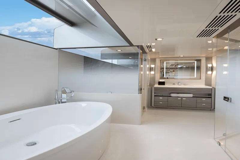 Slide: The Image of Ocean Alexander 35R 2026 - 6051326