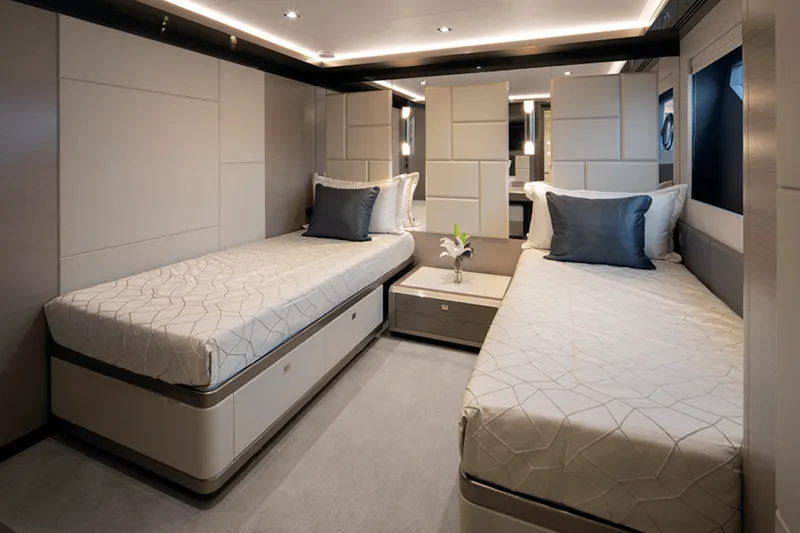 Slide: The Image of Ocean Alexander 35R 2026 - 6051327