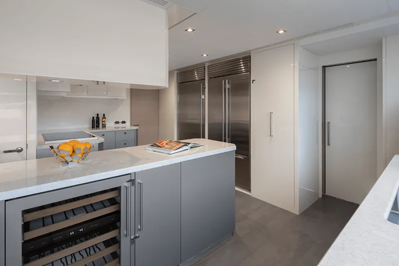 Slide: The Image of Ocean Alexander 35R 2026 - 6051330