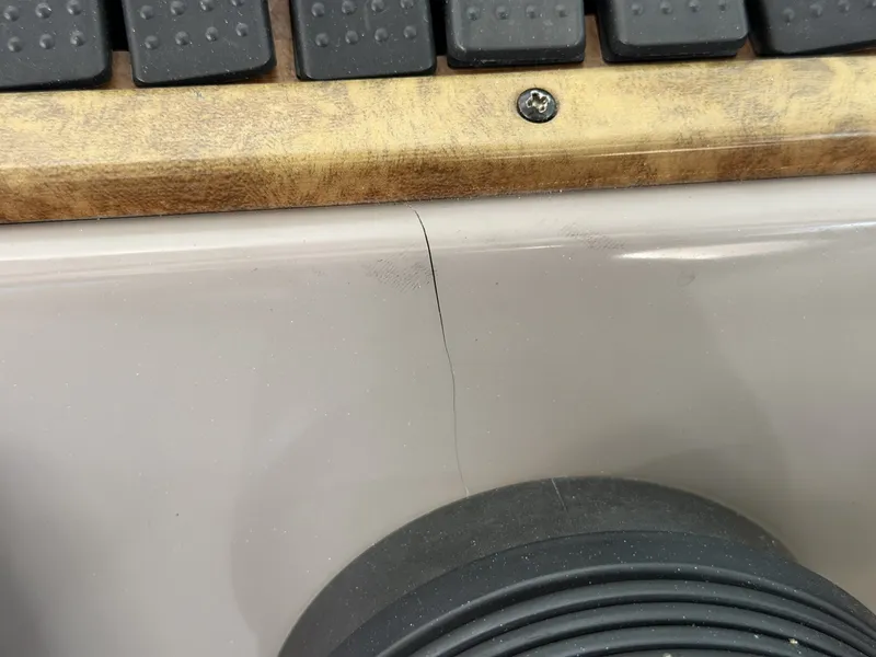 Slide: The Image of Rinker 280 Express Cruiser 2008 - 6051436