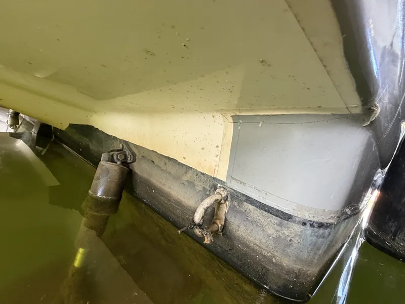 Slide: The Image of Rinker 280 Express Cruiser 2008 - 6051473