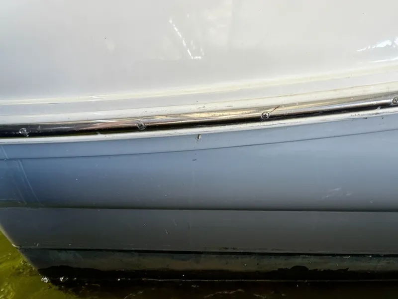 Slide: The Image of Rinker 280 Express Cruiser 2008 - 6051477