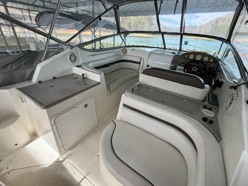 Slide: The Image of Rinker 280 Express Cruiser 2008 - 6051352