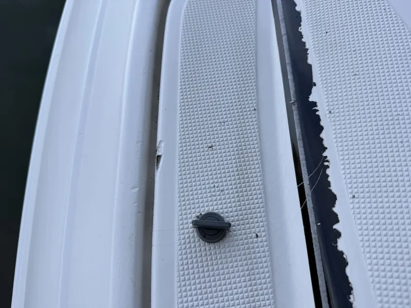 Slide: The Image of Rinker 280 Express Cruiser 2008 - 6051522