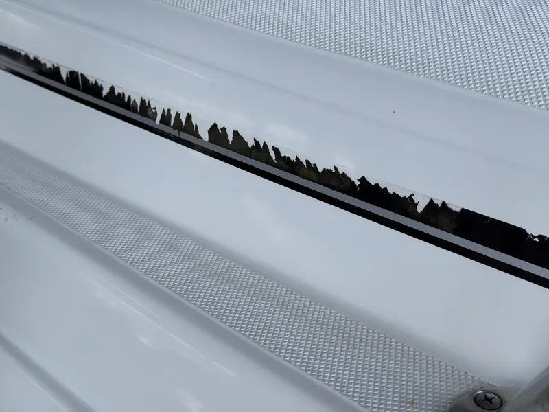 Slide: The Image of Rinker 280 Express Cruiser 2008 - 6051526