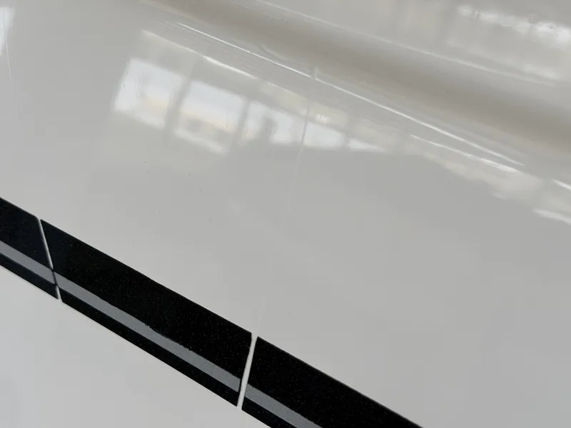 Slide: The Image of Rinker 280 Express Cruiser 2008 - 6051536