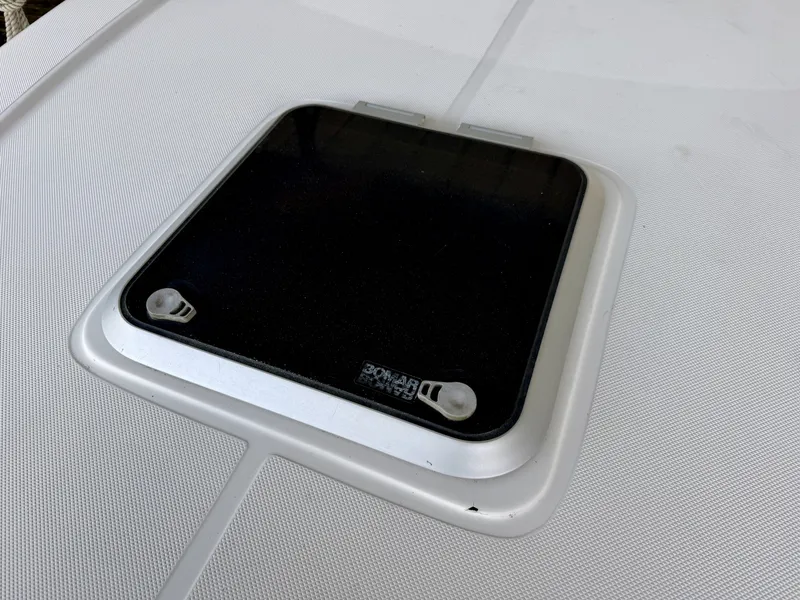 Slide: The Image of Rinker 280 Express Cruiser 2008 - 6051540