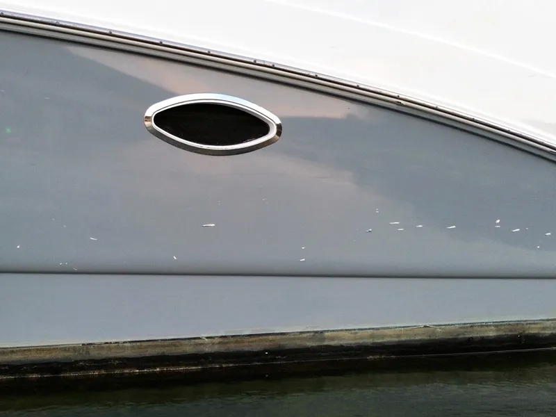 Slide: The Image of Rinker 280 Express Cruiser 2008 - 6051552