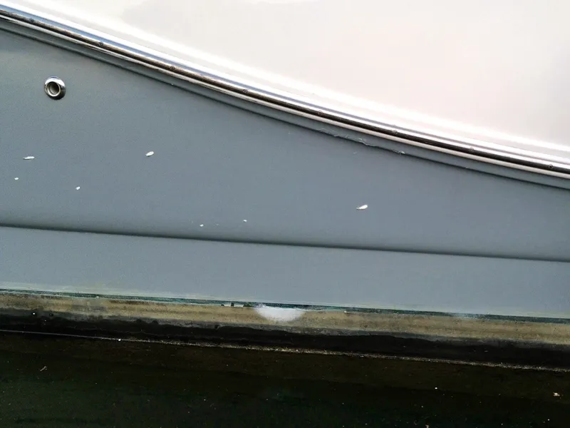 Slide: The Image of Rinker 280 Express Cruiser 2008 - 6051557