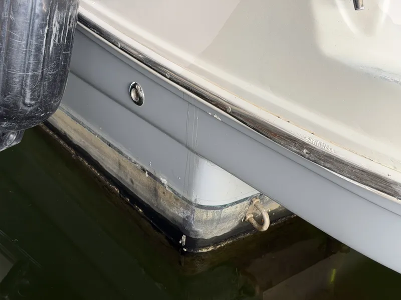 Slide: The Image of Rinker 280 Express Cruiser 2008 - 6051561