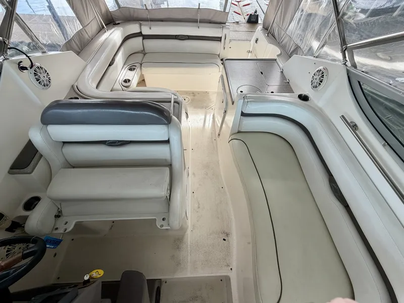 Slide: The Image of Rinker 280 Express Cruiser 2008 - 6051374