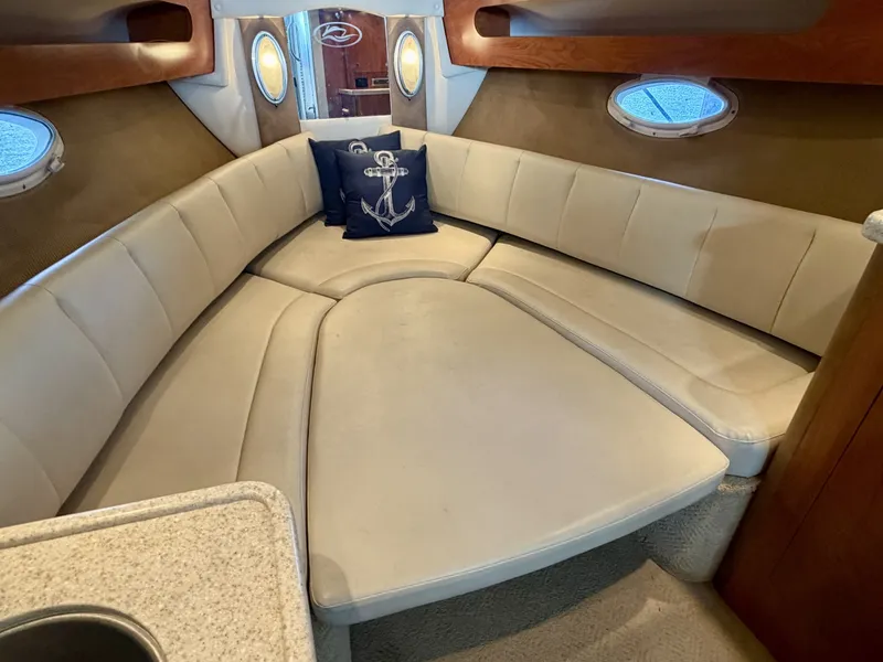 Slide: The Image of Rinker 280 Express Cruiser 2008 - 6051383