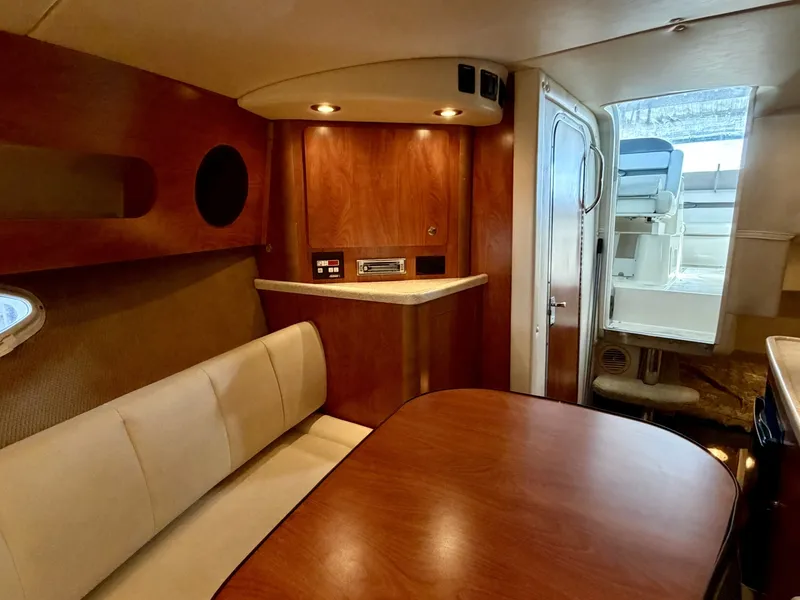 Slide: The Image of Rinker 280 Express Cruiser 2008 - 6051387