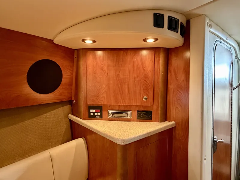 Slide: The Image of Rinker 280 Express Cruiser 2008 - 6051388