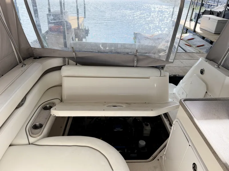 Slide: The Image of Rinker 280 Express Cruiser 2008 - 6051402