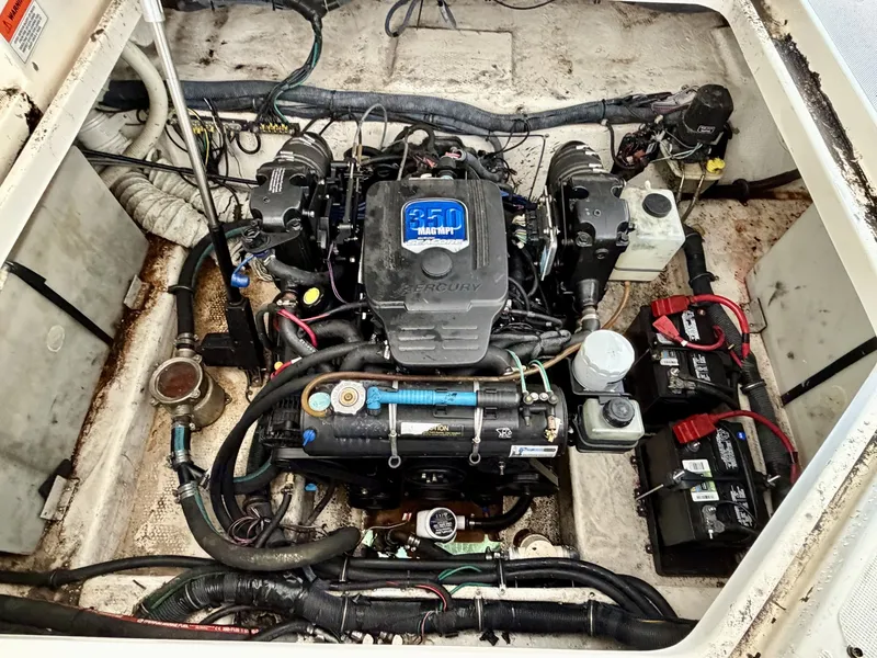 Slide: The Image of Rinker 280 Express Cruiser 2008 - 6051405