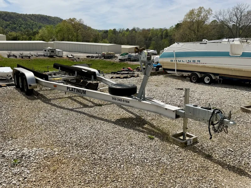 Slide: The Image of Rinker 280 Express Cruiser 2008 - 6051411