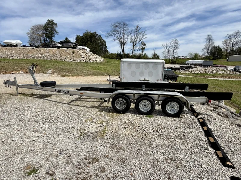 Slide: The Image of Rinker 280 Express Cruiser 2008 - 6051413