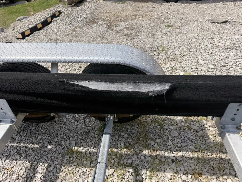 Slide: The Image of Rinker 280 Express Cruiser 2008 - 6051415