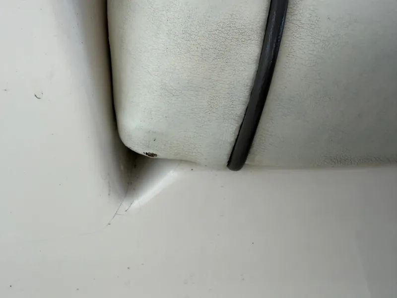 Slide: The Image of Rinker 280 Express Cruiser 2008 - 6051420