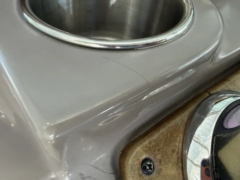 Slide: The Image of Rinker 280 Express Cruiser 2008 - 6051426