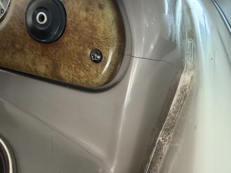 Slide: The Image of Rinker 280 Express Cruiser 2008 - 6051428