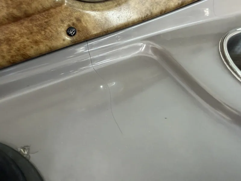 Slide: The Image of Rinker 280 Express Cruiser 2008 - 6051430