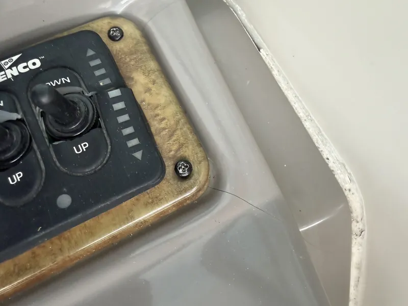 Slide: The Image of Rinker 280 Express Cruiser 2008 - 6051432