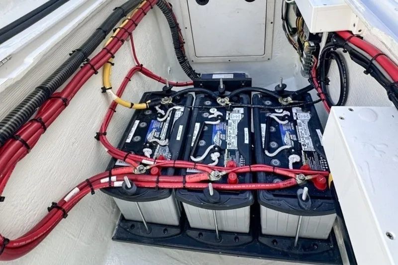 Slide: The Image of Albin 26 Center Console 2006 - 7599545