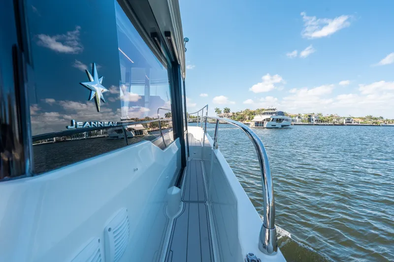 Slide: The Image of Jeanneau NC 1295 Fly 2024 - 6051805