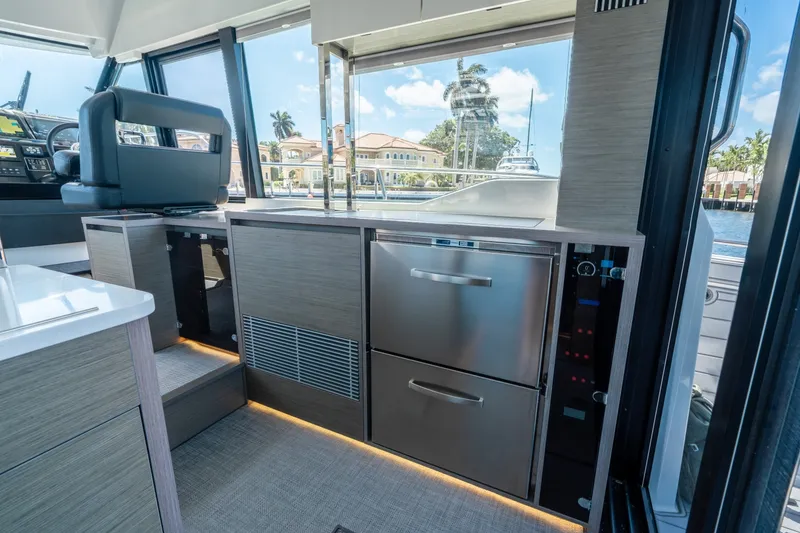 Slide: The Image of Jeanneau NC 1295 Fly 2024 - 6051840