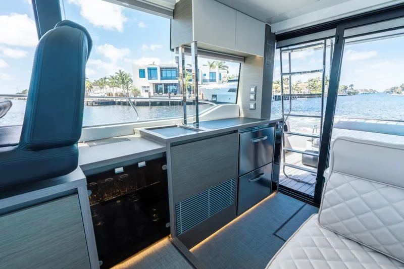 Slide: The Image of Jeanneau NC 1295 Fly 2024 - 6051842