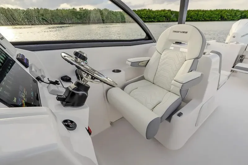 Slide: The Image of Twin Vee 280 GFX2 DC 2026 - 6051776