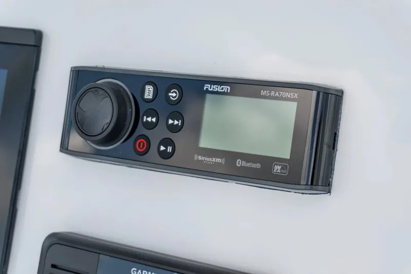 Slide: The Image of Twin Vee 280 STX CC 2026 - 6051867