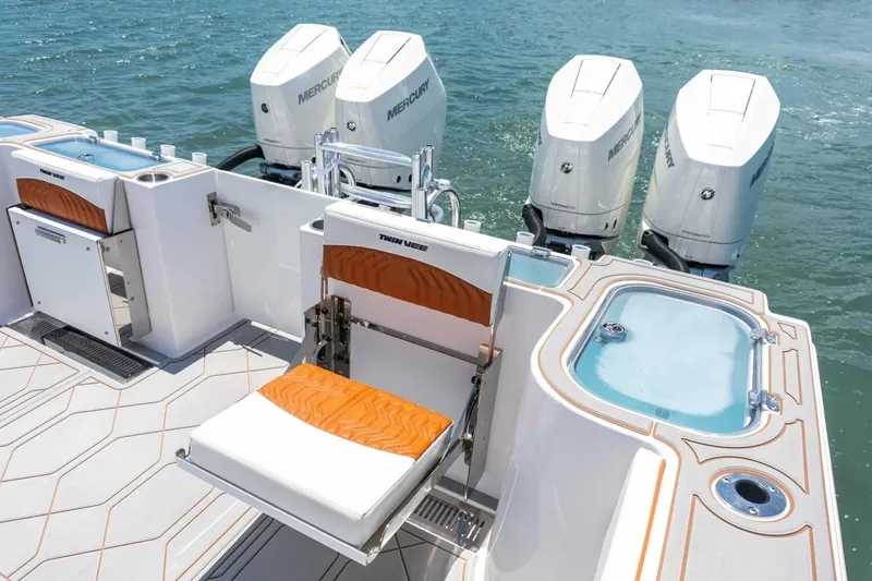 Slide: The Image of Twin Vee 400 GFX2 CC 2026 - 6051946