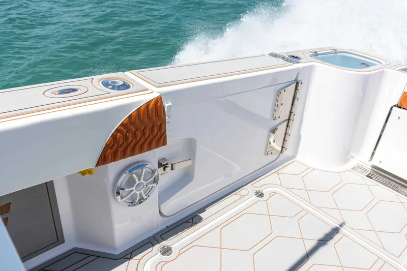 Slide: The Image of Twin Vee 400 GFX2 CC 2026 - 6051948