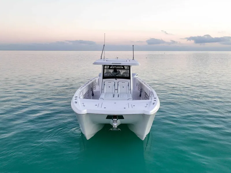 Slide: The Image of Twin Vee 400 GFX2 CC 2026 - 6051932