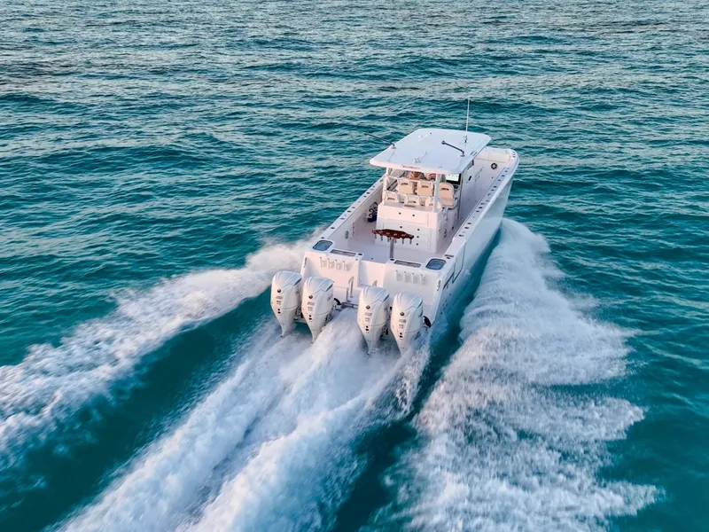 Slide: The Image of Twin Vee 400 GFX2 CC 2026 - 6051952