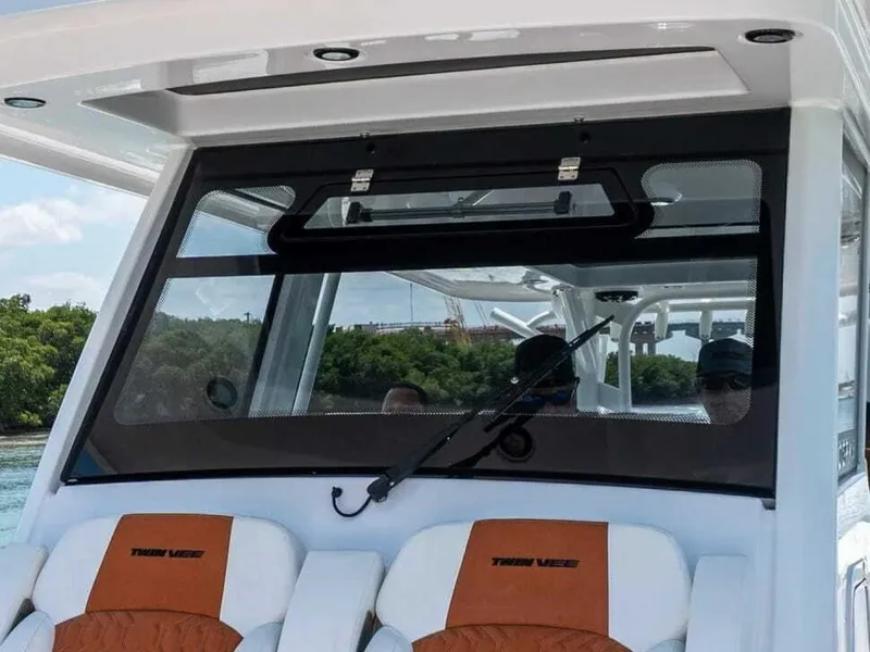 Slide: The Image of Twin Vee 400 GFX2 CC 2026 - 6051938