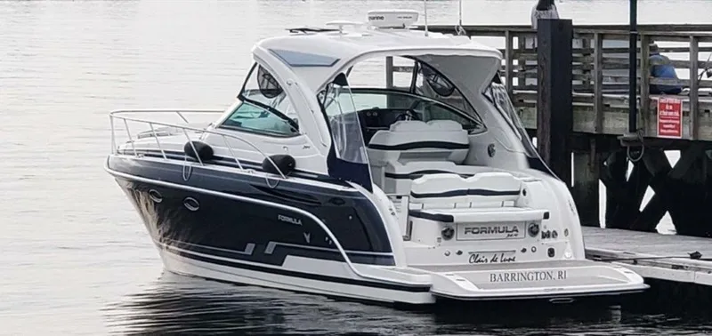 Slide: The Image of Formula 34 CLAIR DE LUNE - Port Aft Profile at Dock 2020 Formula Performance Cruiser CLAIR DE LUNE - 7655237