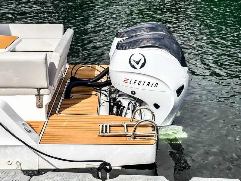 Slide: The Image of Vision Sterk 31 E 2026 - 6052000