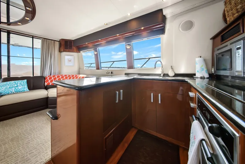 Slide: The Image of Carver Yachts 56 Voyager SE 2008 - 6061926