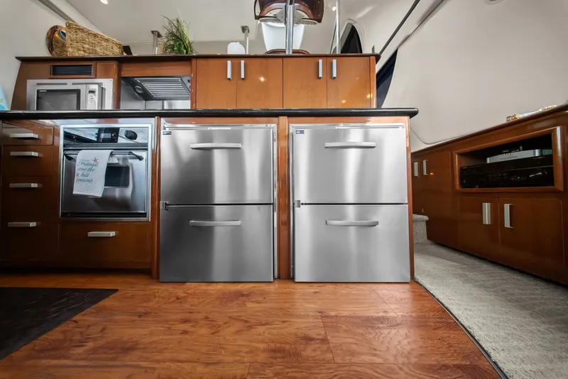 Slide: The Image of Carver Yachts 56 Voyager SE 2008 - 6061928