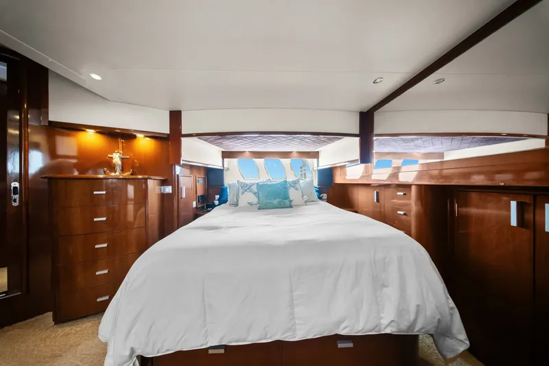 Slide: The Image of Carver Yachts 56 Voyager SE 2008 - 6061941