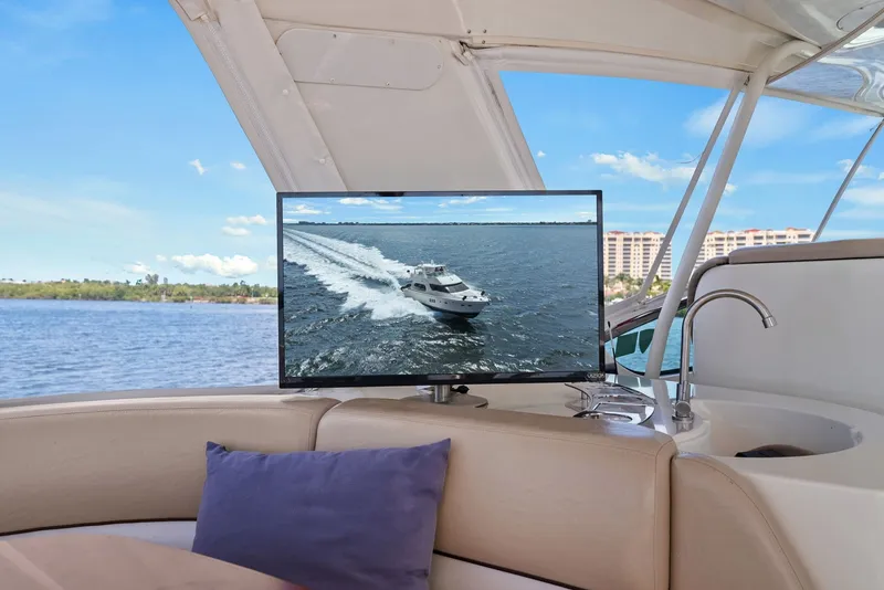 Slide: The Image of Carver Yachts 56 Voyager SE 2008 - 6061948