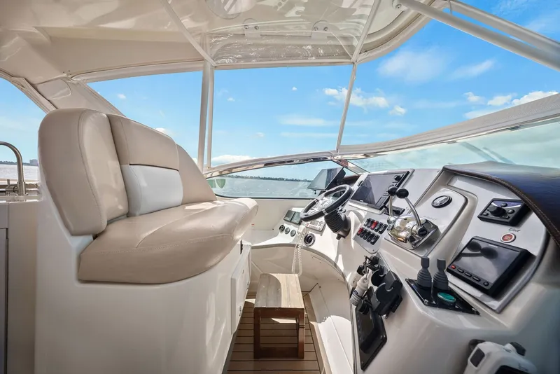 Slide: The Image of Carver Yachts 56 Voyager SE 2008 - 6061955