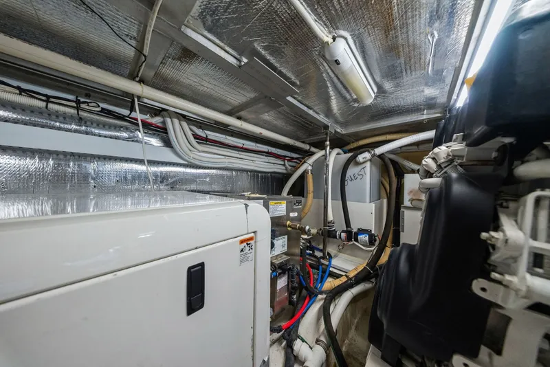 Slide: The Image of Carver Yachts 56 Voyager SE 2008 - 6061962